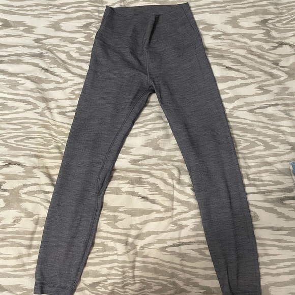 Lululemon - Picture 3 of 4